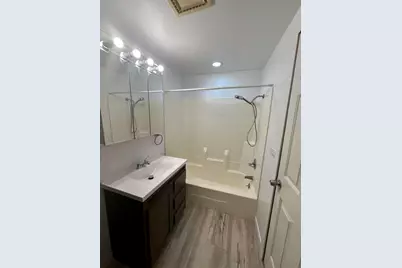 806 Maple Avenue, La Porte, IN 46350 - Photo 9