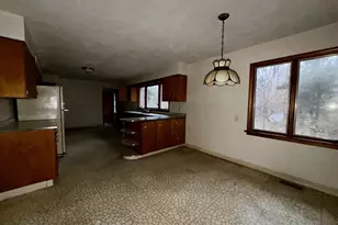 58475 Crumstown Hwy, South Bend, IN 46619 - Photo 3