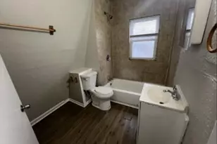 824 Tyler St, Gary, IN 46402 - Photo 15