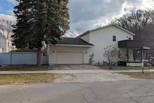 107 Center St, Michigan City, IN 46360 - Photo 9