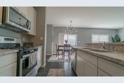 425 Briarwood Lane, Lowell, IN 46356 - Photo 11