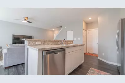 425 Briarwood Lane, Lowell, IN 46356 - Photo 7