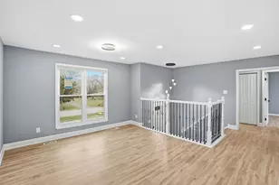 6034 Harrison St, Merrillville, IN 46410 - Photo 9