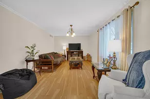 7933 Jefferson Ave, Munster, IN 46321 - Photo 3