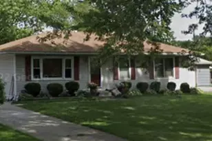 7517 Montana St, Merrillville, IN 46410 - Photo 1