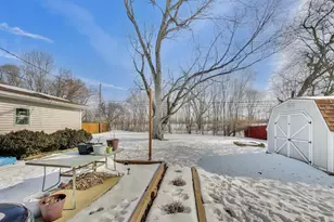 7517 Montana St, Merrillville, IN 46410 - Photo 17