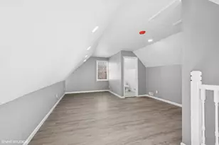 1025 Wallace St, Gary, IN 46404 - Photo 9