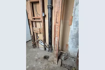 3942 Parrish Avenue, East Chicago, IN 46312 - Photo 19