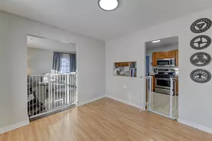 1130 W 72nd Ct, Merrillville, IN 46410 - Photo 5