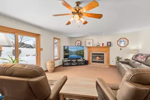 2760 Wood Dr, Dyer, IN 46311 - Photo 7