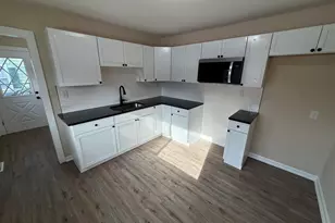 3420 E 34th Ave, Lake Station, IN 46405 - Photo 3