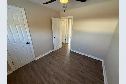 3420 E 34th Avenue, Lake Station, IN 46405 - Photo 11