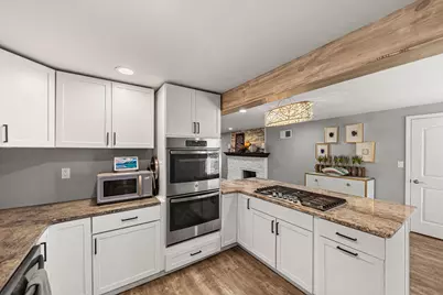 832 N Vanderburg Street, Gary, IN 46403 - Photo 11