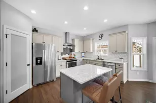 1761 Gurney St, Hobart, IN 46342 - Photo 7