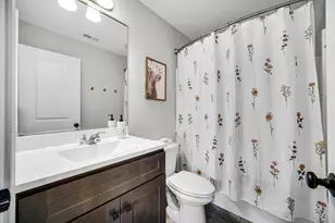 1761 Gurney St, Hobart, IN 46342 - Photo 17