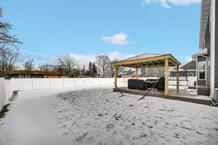 1761 Gurney St, Hobart, IN 46342 - Photo 19