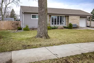 903 S Main St, Crown Point, IN 46307 - Photo 3