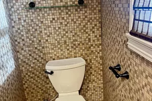 5 Sycamore Ln, Hobart, IN 46342 - Photo 9