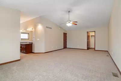 7800 Eider Avenue, Hobart, IN 46342 - Photo 13