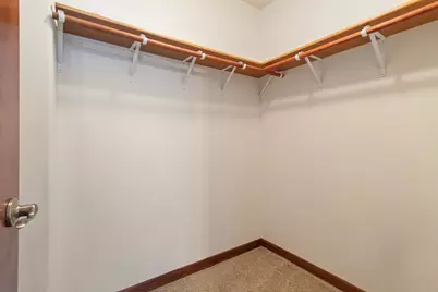 7800 Eider Avenue, Hobart, IN 46342 - Photo 19