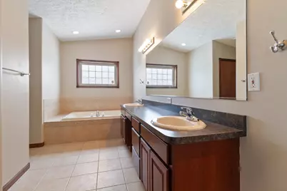 7800 Eider Avenue, Hobart, IN 46342 - Photo 9