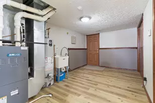 7800 Eider Ave, Hobart, IN 46342 - Photo 27