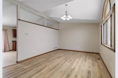 7800 Eider Avenue, Hobart, IN 46342 - Photo 21