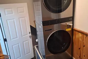 727 Water St, Hobart, IN 46342 - Photo 19