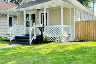 727 Water St, Hobart, IN 46342 - Photo 3