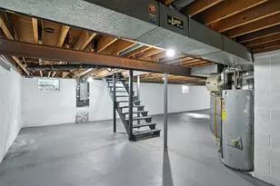 2711 Edgewood Dr, Dyer, IN 46311 - Photo 33