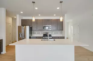 3209 Hilltop Rd, Valparaiso, IN 46385 - Photo 13