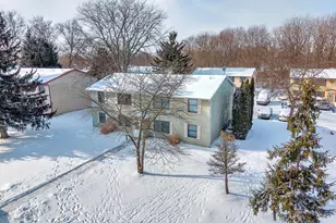 2201 Sturdy Rd, Valparaiso, IN 46383 - Photo 3