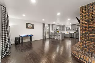 111 E Young St, Hanna, IN 46340 - Photo 3