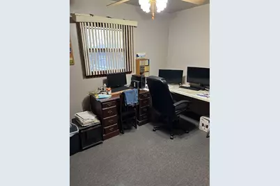 9401 Fran Lin Pkwy, Munster, IN 46321 - Photo 11