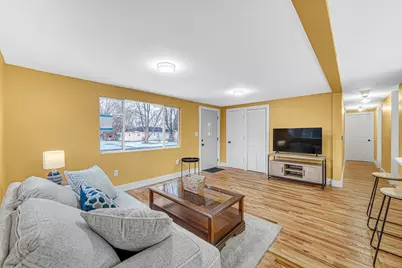 81 Lincoln Avenue, Hobart, IN 46342 - Photo 5