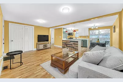 81 Lincoln Avenue, Hobart, IN 46342 - Photo 3