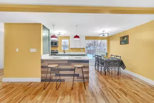 81 Lincoln Ave, Hobart, IN 46342 - Photo 11