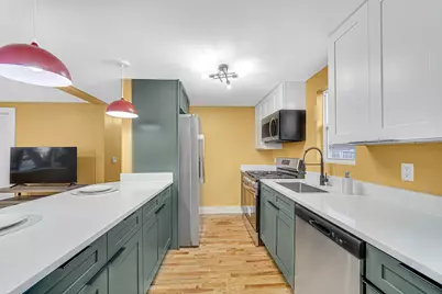 81 Lincoln Avenue, Hobart, IN 46342 - Photo 7