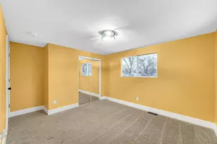 81 Lincoln Ave, Hobart, IN 46342 - Photo 15