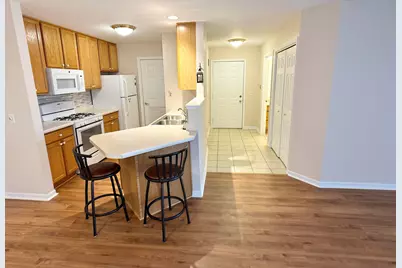 9814 Wildwood Court #1c, Highland, IN 46322 - Photo 7