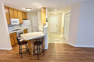 9814 Wildwood Ct, Highland, IN 46322 - Photo 7