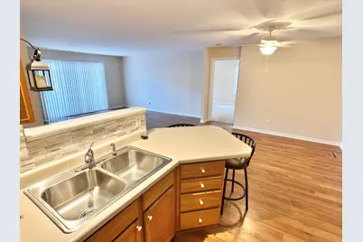 9814 Wildwood Court #1c, Highland, IN 46322 - Photo 3