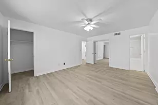 202 Beverly Ln, Hobart, IN 46342 - Photo 15