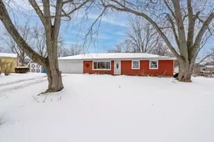 419 Portland Rd, Valparaiso, IN 46385 - Photo 1