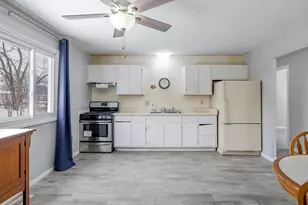 419 Portland Rd, Valparaiso, IN 46385 - Photo 9