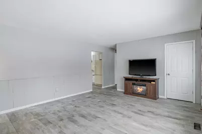 419 Portland Road, Valparaiso, IN 46385 - Photo 5