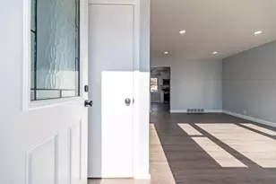 3709 Orchard Dr, Hammond, IN 46323 - Photo 3