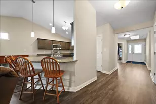 14082 Breakwater Ln, Cedar Lake, IN 46303 - Photo 11