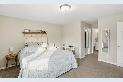 3001 Emerald Drive, Hobart, IN 46342 - Photo 15