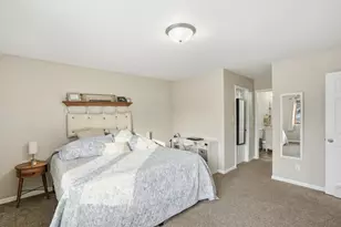 3001 Emerald Dr, Hobart, IN 46342 - Photo 15